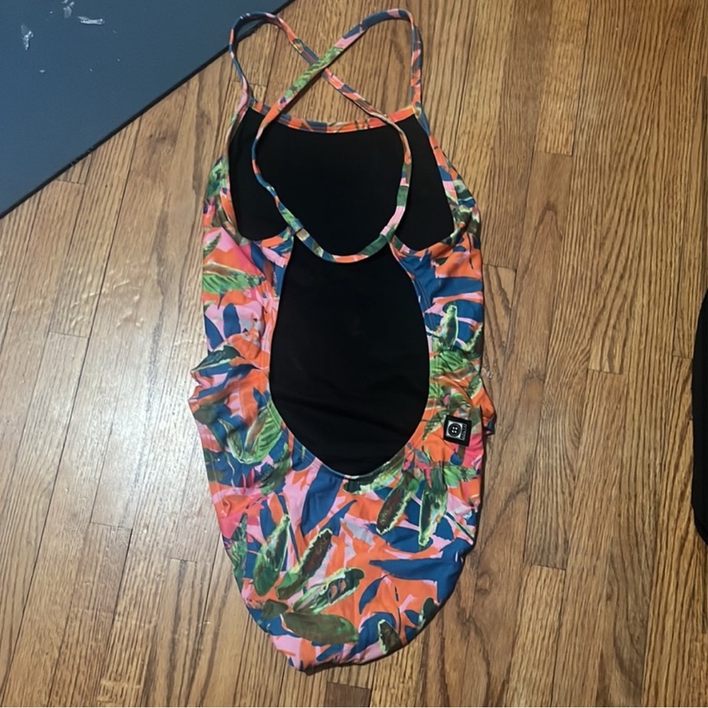 Size 28 Jolyn Brandon onsie floral flower print